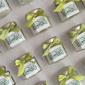عکس دسته بندی گیفت شمع عید غدیر در صفحه اصلی شامل چندین شمع شیشیه ای سبز امیرالمومنین