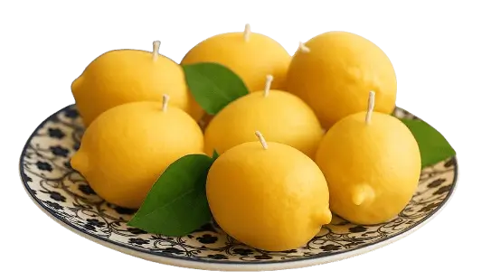 شمع لیمویی بر روی ظرف سنتی آبی بنر اول سایت شمع میشکا